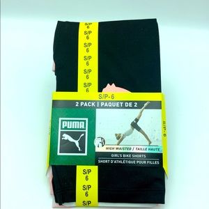 PUMA .. Girl’s Bike Shorts 🩳 .. Size Small (6)